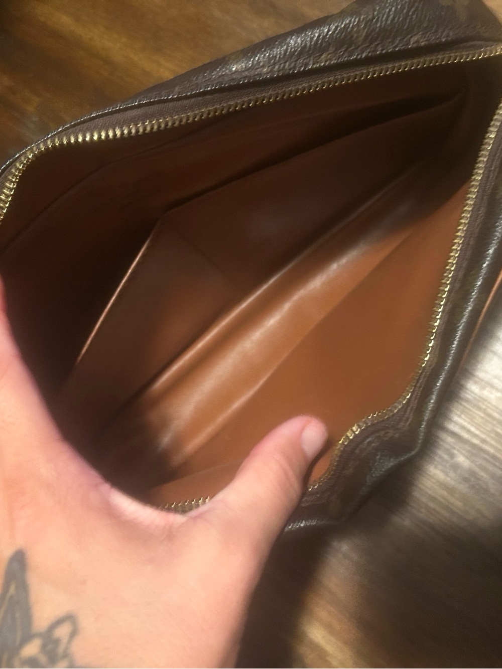 Louis Vuitton Brown Monogram Canvas Toiletry Case with Tan Trim - Picture 3 of 8